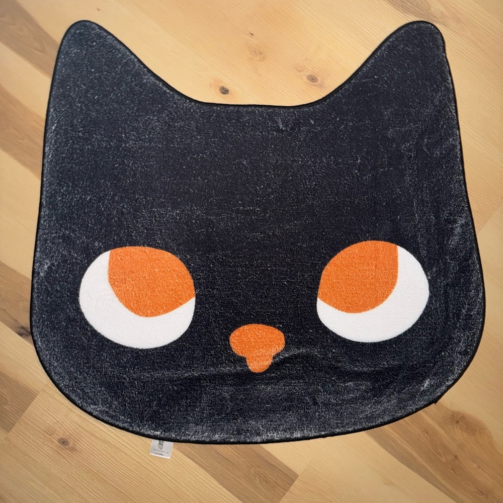 Black Cat Face Pet Mat